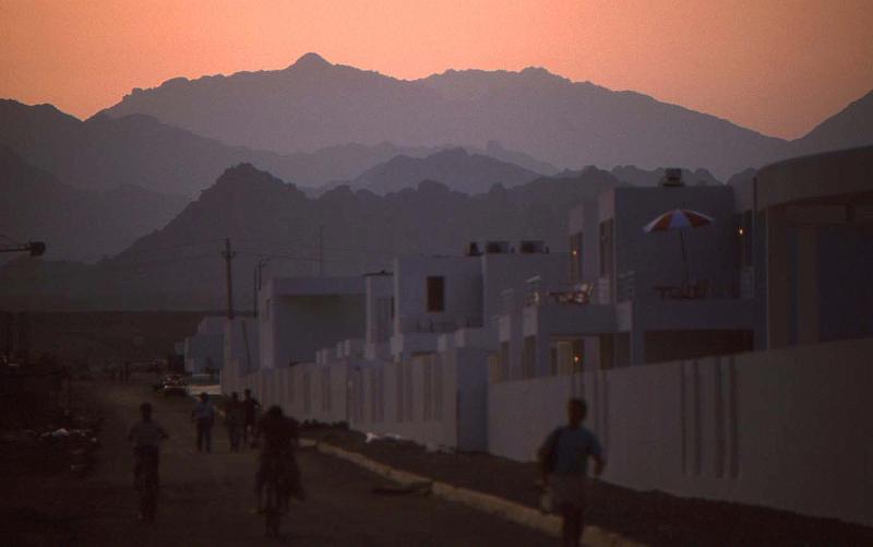 WT 1600 232-32 Egypt.jpg